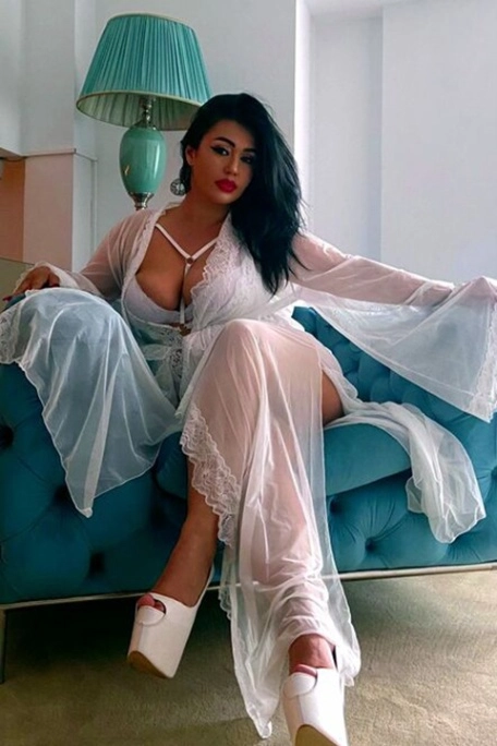 escorts in Nehru Place